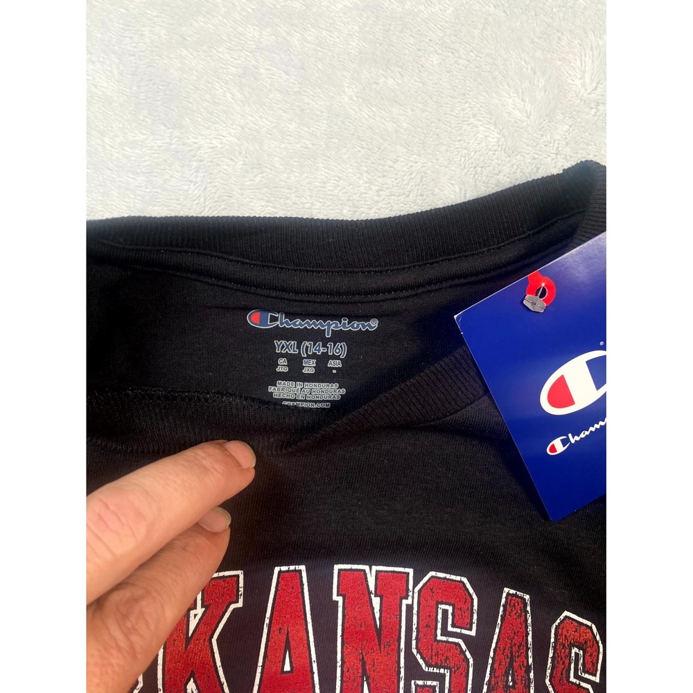 Champion Arkansas Razorbacks Football Team Shirt‎ Boys YXL Black Red Logo NWT - Picture 4 of 10